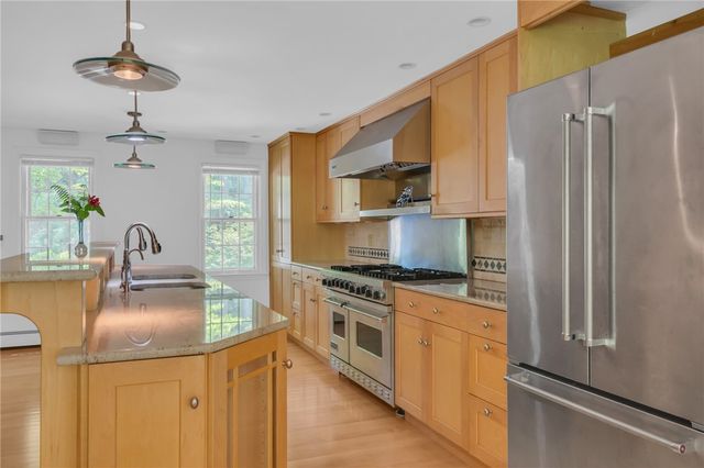 12 Howard Road, Cumberland, RI 02864
