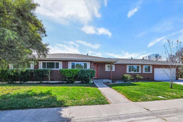 710 Villanova Dr, Davis, CA 95616