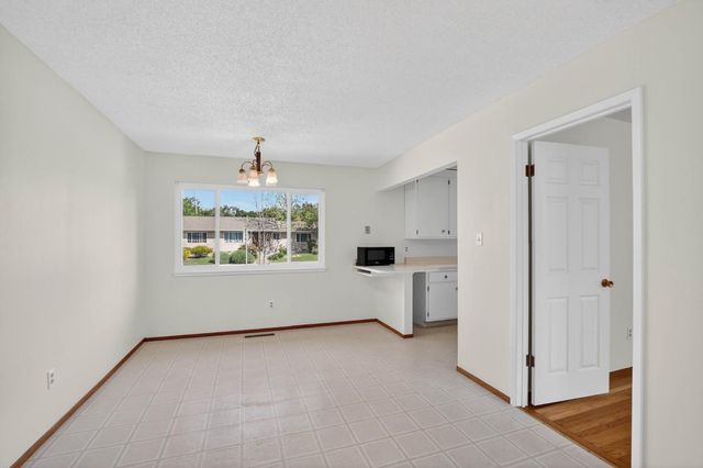 710 Villanova Dr, Davis, CA 95616