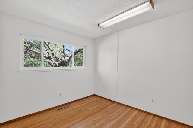 710 Villanova Dr, Davis, CA 95616