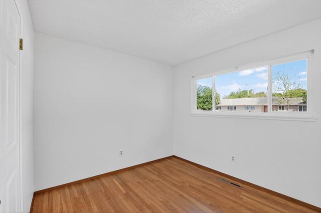 710 Villanova Dr, Davis, CA 95616