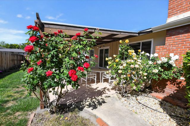 710 Villanova Dr, Davis, CA 95616