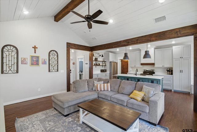 11142 CR 4103, Lindale, TX 75771