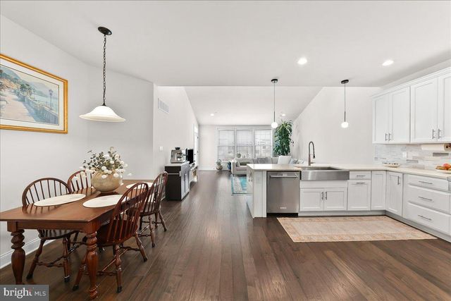 3718 PARRIS BLVD, Newtown Square, PA 19073