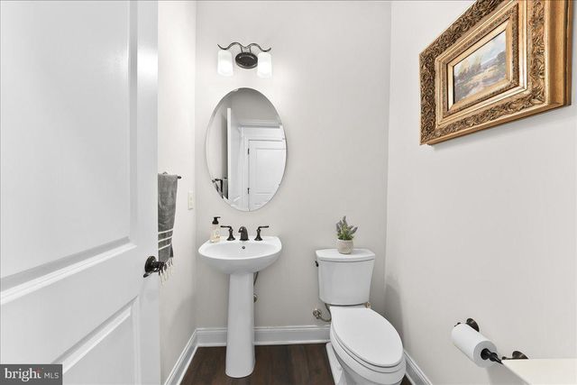 3718 PARRIS BLVD, Newtown Square, PA 19073