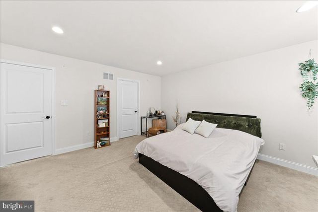 3718 PARRIS BLVD, Newtown Square, PA 19073