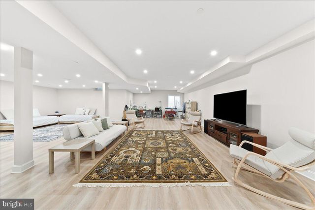 3718 PARRIS BLVD, Newtown Square, PA 19073