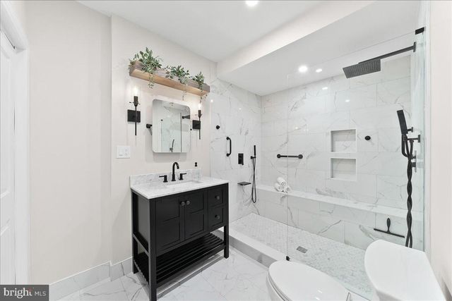 3718 PARRIS BLVD, Newtown Square, PA 19073