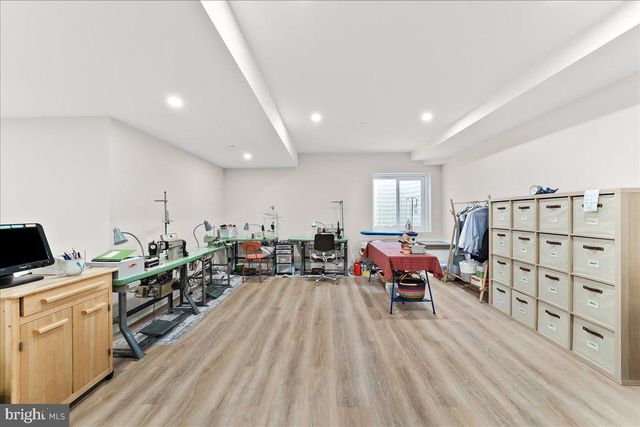 3718 PARRIS BLVD, Newtown Square, PA 19073