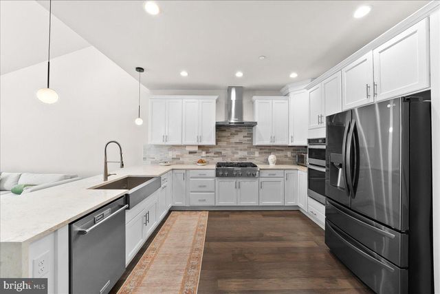 3718 PARRIS BLVD, Newtown Square, PA 19073