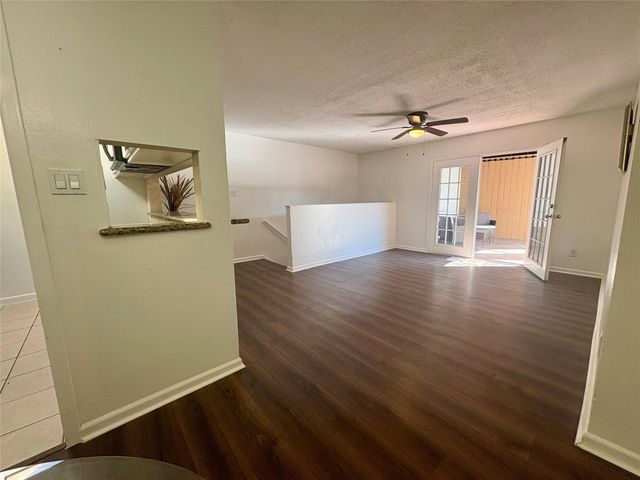 2744 Briarhurst Drive 38, Houston, TX 77057
