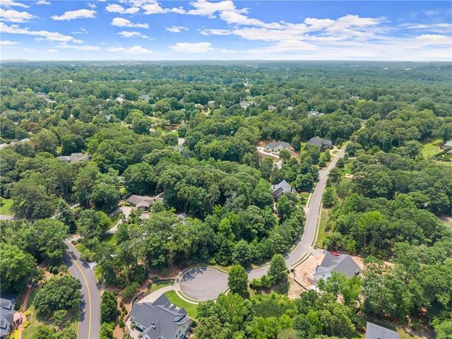 1756 Oak Tree Hollow, Gainesville, GA 30501