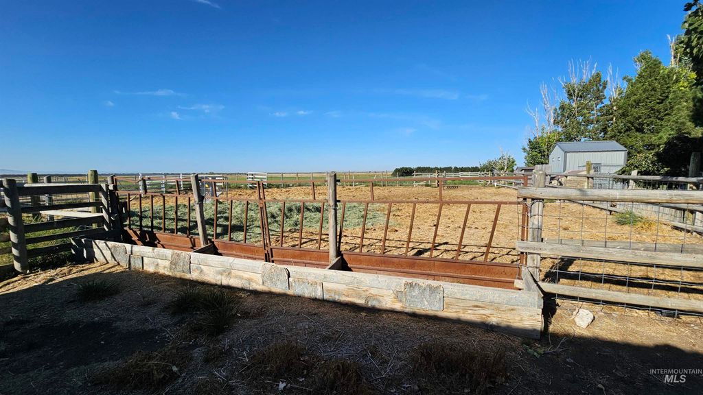 1655 W 1000 S, Pingree, ID 83262 photo 9
