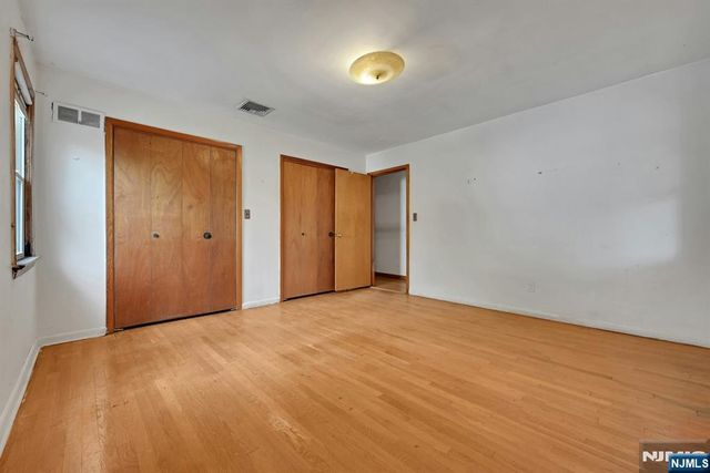 153 Orient Way, Lyndhurst, NJ 07071