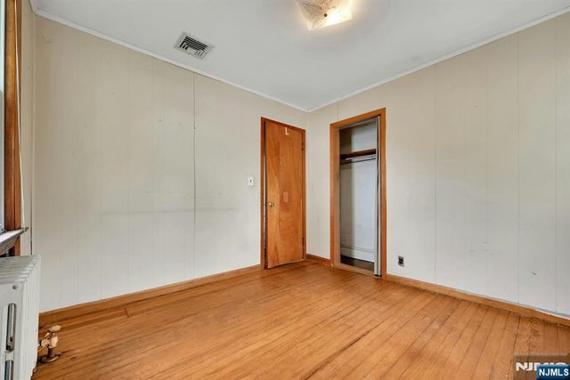 153 Orient Way, Lyndhurst, NJ 07071