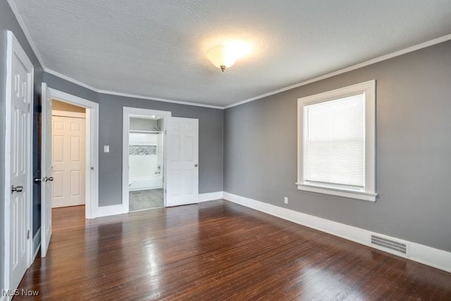 450 Storer Avenue, Akron, OH 44320