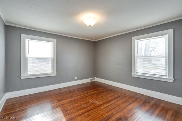 450 Storer Avenue, Akron, OH 44320