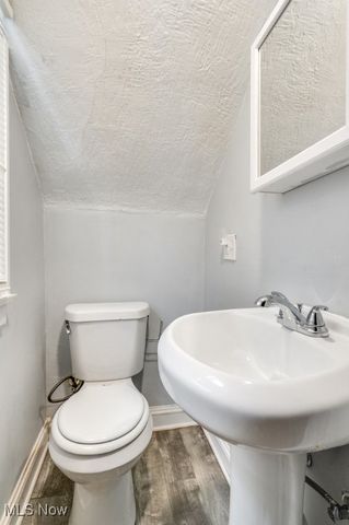 450 Storer Avenue, Akron, OH 44320