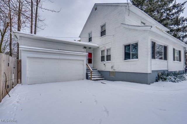 450 Storer Avenue, Akron, OH 44320