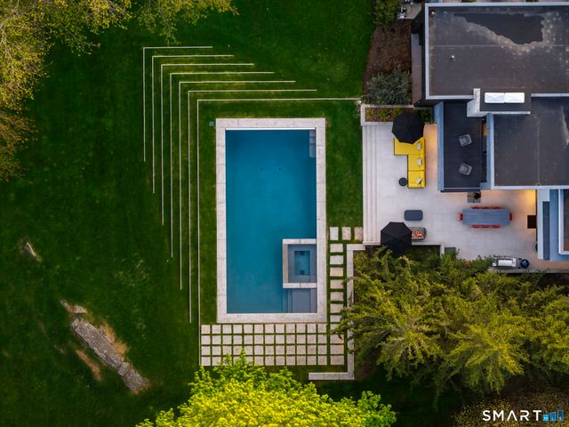 5 Marc Lane, Westport, CT 06880