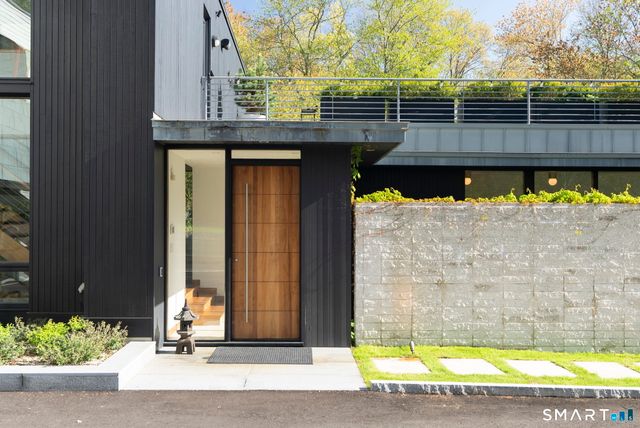 5 Marc Lane, Westport, CT 06880