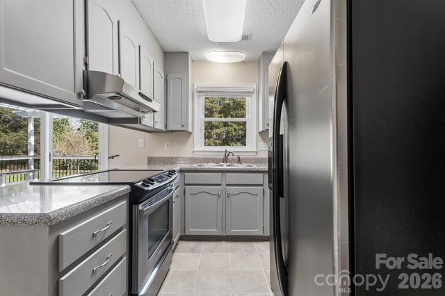 125 Equestrian Drive, Mooresville, NC 28115