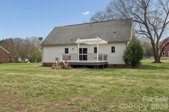 125 Equestrian Drive, Mooresville, NC 28115