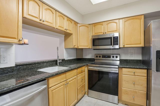 14500 Stirling Way 104, Delray Beach, FL 33446