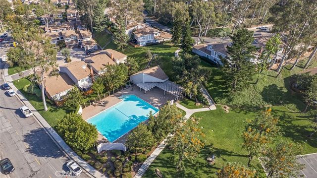 6512 E Camino Vista 6, Anaheim Hills, CA 92807