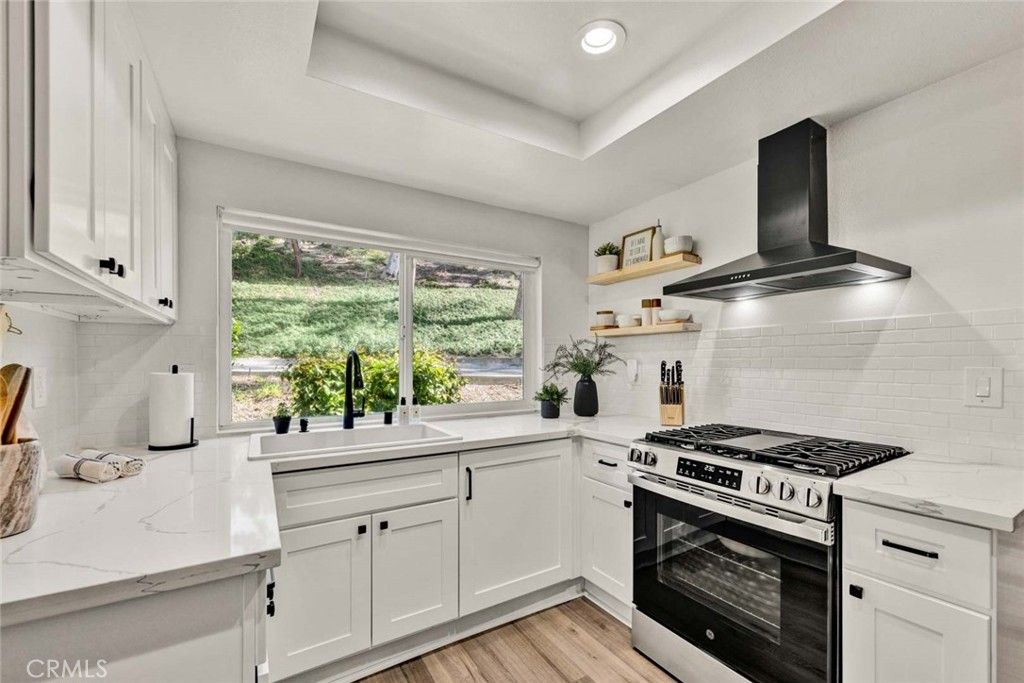 6512 E Camino Vista 6, Anaheim Hills, CA 92807