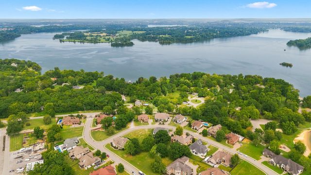 202 Camille Victoria Ct, Mount Juliet, TN 37122