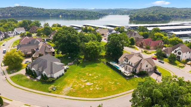 202 Camille Victoria Ct, Mount Juliet, TN 37122
