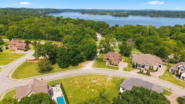 202 Camille Victoria Ct, Mount Juliet, TN 37122
