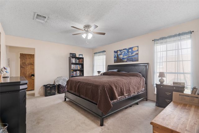 2001 Chalice Road, Arlington, TX 76014