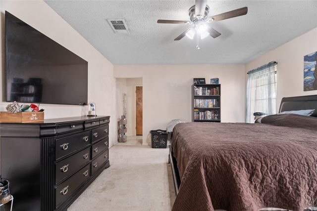 2001 Chalice Road, Arlington, TX 76014