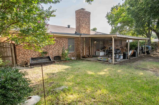 2001 Chalice Road, Arlington, TX 76014