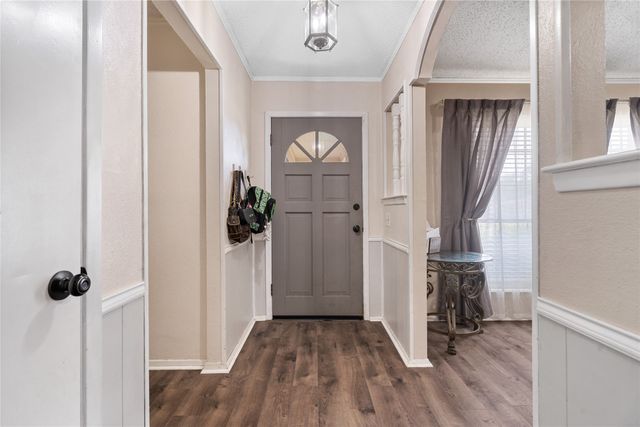 2001 Chalice Road, Arlington, TX 76014