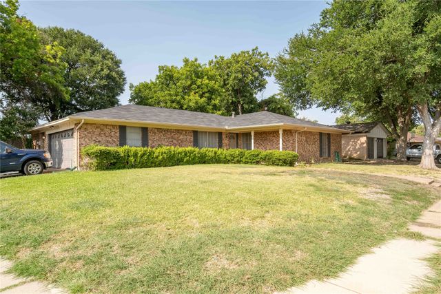 2001 Chalice Road, Arlington, TX 76014