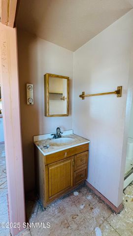 1940 Desert Wind Way, Las Cruces, NM 88012