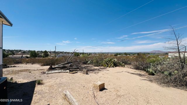 1940 Desert Wind Way, Las Cruces, NM 88012