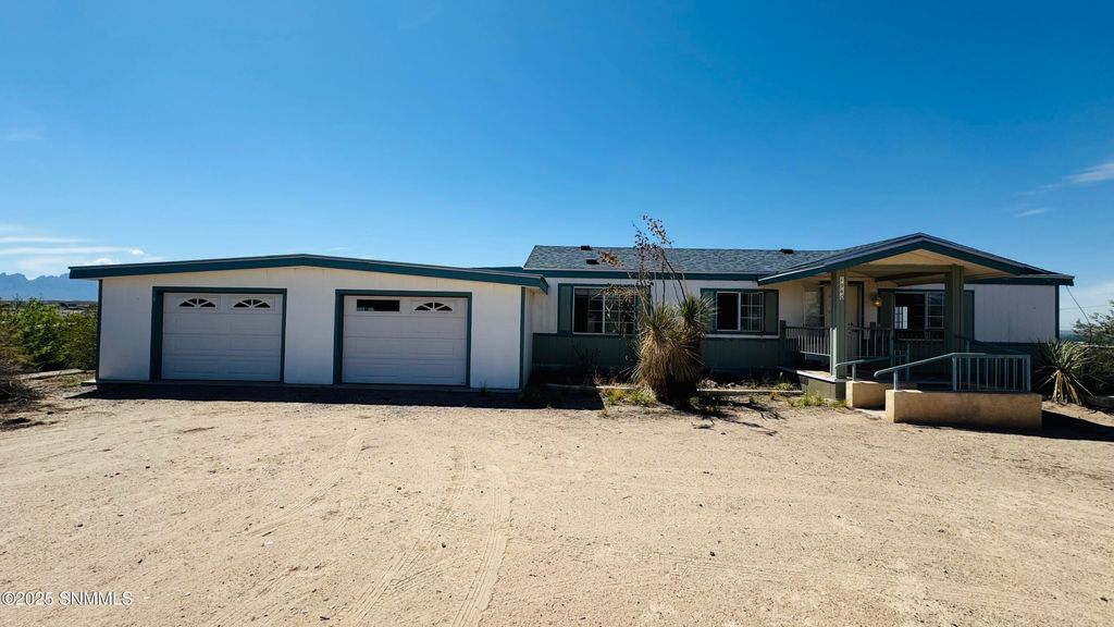 1940 Desert Wind Way, Las Cruces, NM 88012