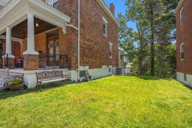 438 Van Voast Avenue, Bellevue, KY 41073