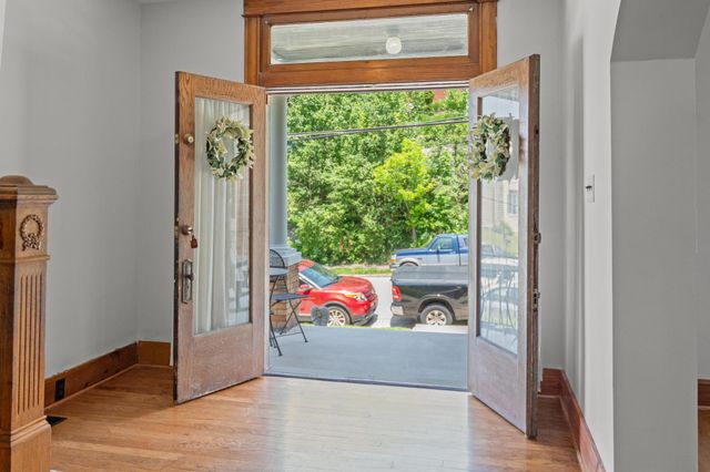 438 Van Voast Avenue, Bellevue, KY 41073