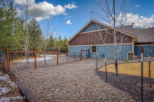 1009 Outback Loop, Spirit Lake, ID 83869