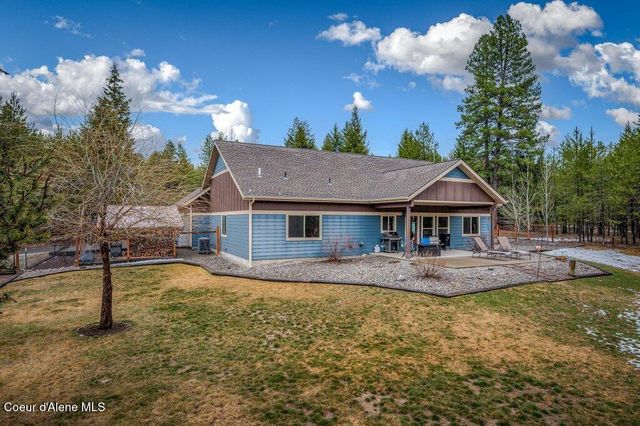 1009 Outback Loop, Spirit Lake, ID 83869