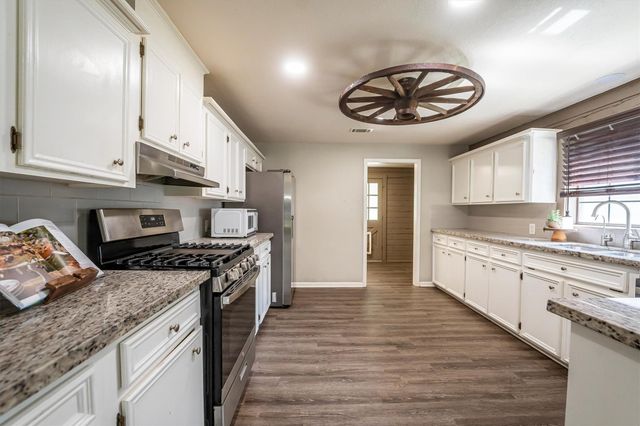 12049 Clark Lane, Conroe, TX 77385