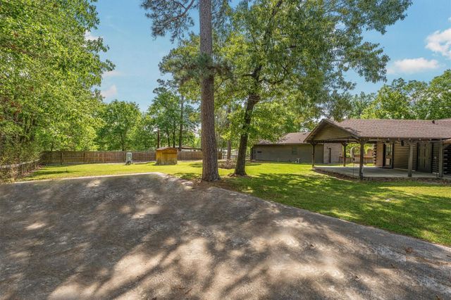 12049 Clark Lane, Conroe, TX 77385