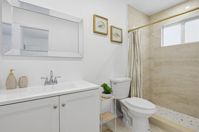 18930 NW 63rd Ct Court, Hialeah, FL 33015