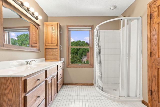 3715 42nd Avenue N, Robbinsdale, MN 55422