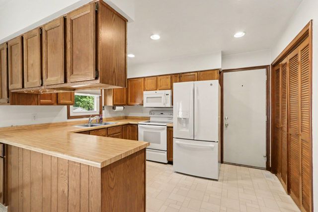 8198 N 37th Street, Ross Twp, MI 49083